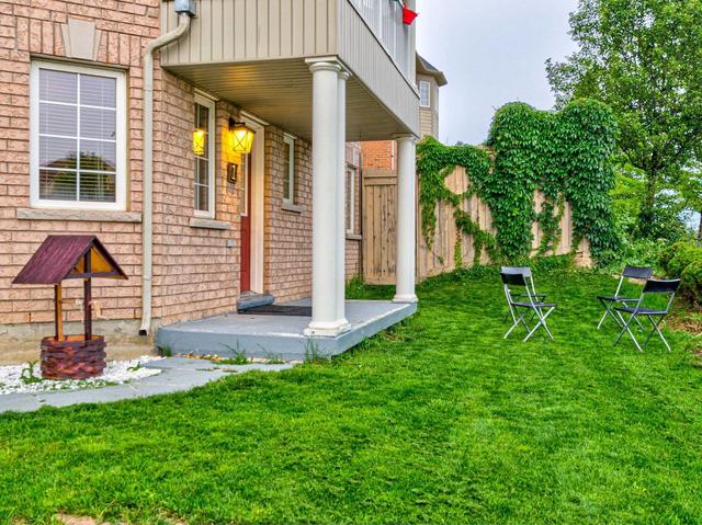 1 Berringer Grve, House attached with 3 bedrooms, 4 bathrooms and 3 parking in Brampton ON | Image 23