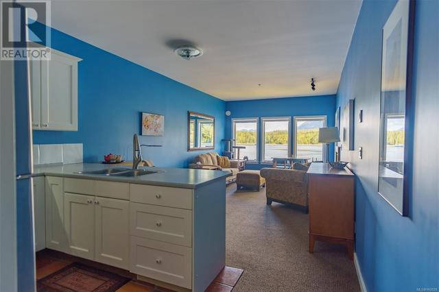 706 - 1971 Harbour Dr, Condo with 2 bedrooms, 2 bathrooms and 1 parking in Ucluelet BC | Image 6