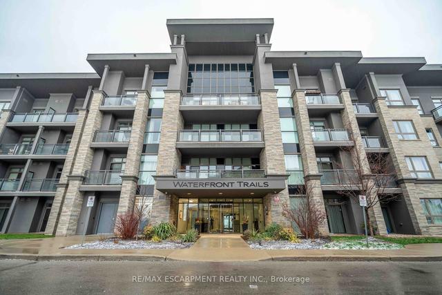 416 - 35 Southshore Cres, Condo with 1 bedrooms, 1 bathrooms and 1 parking in Hamilton ON | Image 1