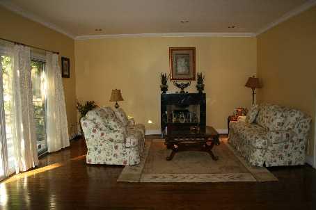 80 Burton Rd, House detached with 4 bedrooms, 4 bathrooms and 5 parking in Toronto ON | Image 4