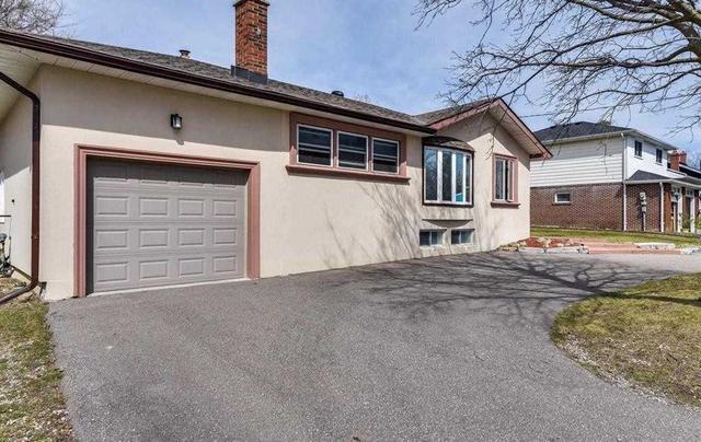1045 Elgin St, House detached with 3 bedrooms, 2 bathrooms and 11 parking in Newmarket ON | Image 13