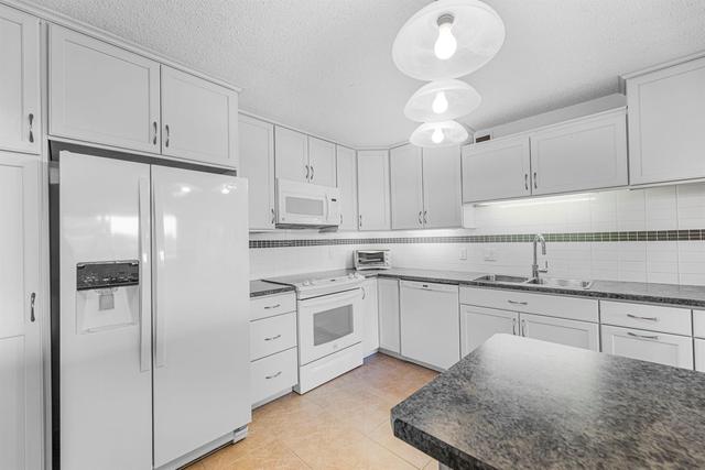 1030 - 1001 13 Avenue Sw, Condo with 2 bedrooms, 2 bathrooms and 1 parking in Calgary AB | Image 7