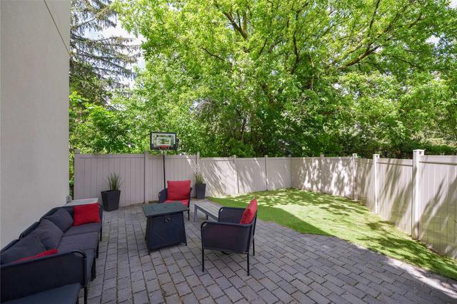 579 Arlington Ave, House detached with 4 bedrooms, 4 bathrooms and 3 parking in Toronto ON | Image 20