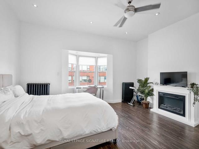 2243 Dundas St W, House attached with 4 bedrooms, 4 bathrooms and 2 parking in Toronto ON | Image 17