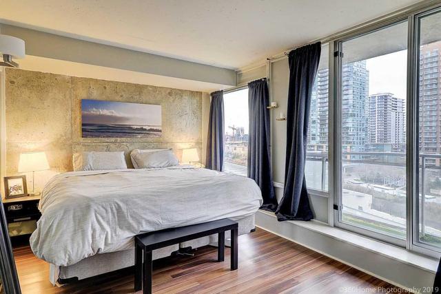 806 - 1029 King St W, Condo with 2 bedrooms, 2 bathrooms and 1 parking in Toronto ON | Image 12