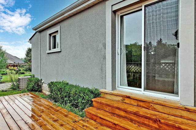 524 Regina Dr, House detached with 2 bedrooms, 2 bathrooms and 6 parking in Burlington ON | Image 21