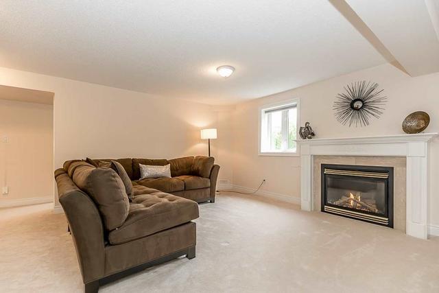295 Douglas Rd, House detached with 3 bedrooms, 3 bathrooms and 6 parking in Richmond Hill ON | Image 13