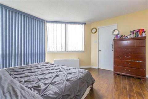 lph 09 - 25 Fairview Rd W, Condo with 2 bedrooms, 2 bathrooms and 2 parking in Mississauga ON | Image 15