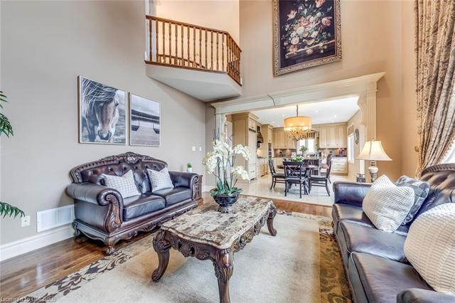 2379 Darlington Trail, House detached with 4 bedrooms, 4 bathrooms and 4 parking in Oakville ON | Image 7