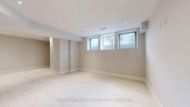 9 Hilda Ave, House detached with 4 bedrooms, 6 bathrooms and 7 parking in Toronto ON | Image 17