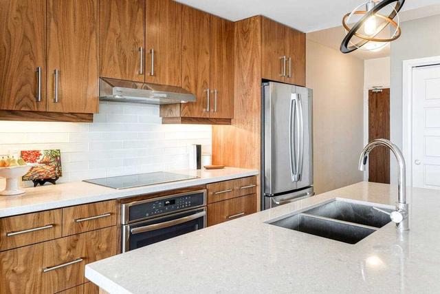 1202 - 2025 Maria St, Condo with 2 bedrooms, 2 bathrooms and 1 parking in Burlington ON | Image 4