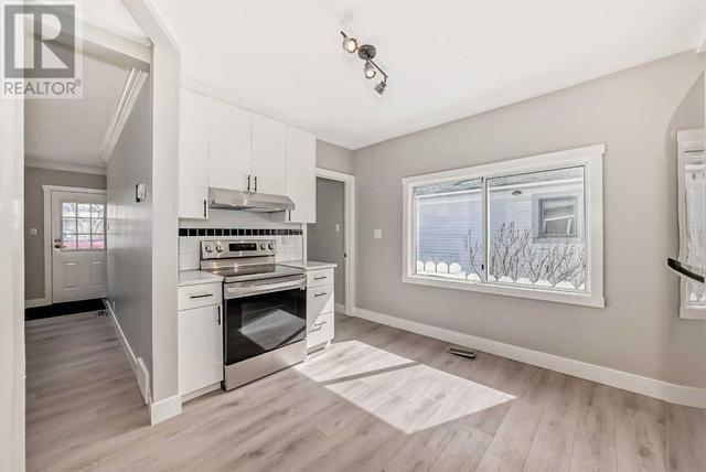 8021 24 Street Se, House detached with 2 bedrooms, 1 bathrooms and 4 parking in Calgary AB | Image 14