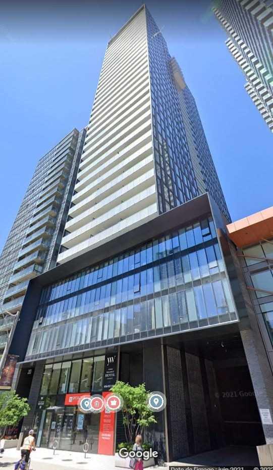 1002 - 28 Wellesley St E, Condo with 2 bedrooms, 1 bathrooms and 1 parking in Toronto ON | Image 1