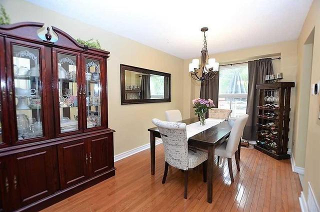 44 Lakeview Crt, House semidetached with 3 bedrooms, 2 bathrooms and 2 parking in Orangeville ON | Image 4