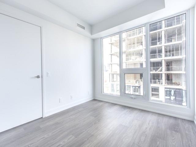 2615 - 181 Dundas St E, Condo with 1 bedrooms, 1 bathrooms and null parking in Toronto ON | Image 2