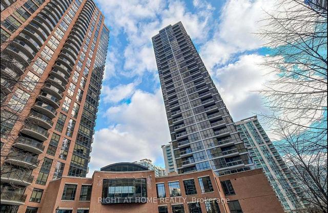 1606 - 23 Sheppard Ave E, Condo with 1 bedrooms, 1 bathrooms and 1 parking in Toronto ON | Image 1