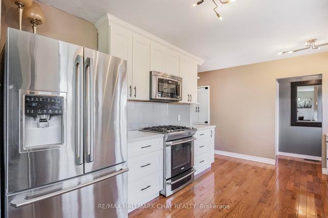 795 Arnold Cres, House detached with 3 bedrooms, 2 bathrooms and 6 parking in Newmarket ON | Image 13