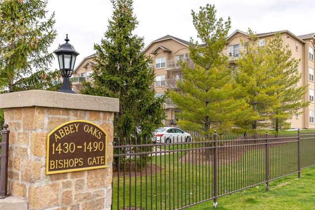 403 - 1460 Bishops Gate, Condo with 2 bedrooms, 1 bathrooms and 1 parking in Oakville ON | Image 10