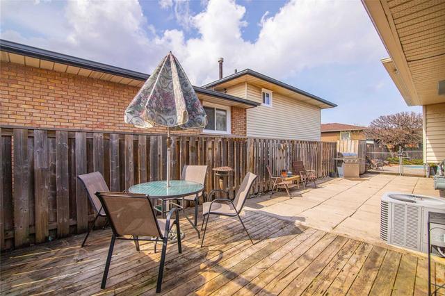 344 East 24th St, House detached with 3 bedrooms, 2 bathrooms and 2 parking in Hamilton ON | Image 21