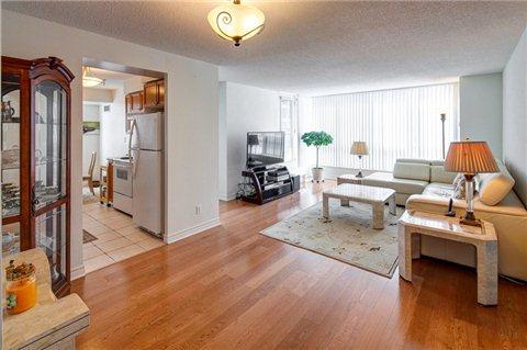 306 - 18 Parkview Ave, Condo with 3 bedrooms, 2 bathrooms and 1 parking in Toronto ON | Image 14