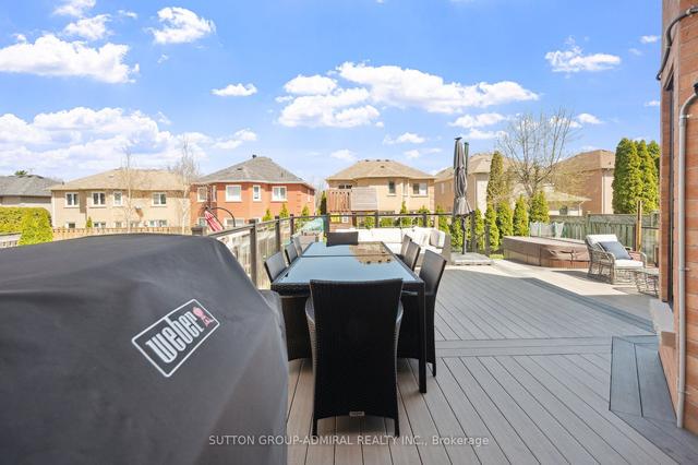 23 Oriah Crt, House detached with 4 bedrooms, 4 bathrooms and 6 parking in Vaughan ON | Image 13