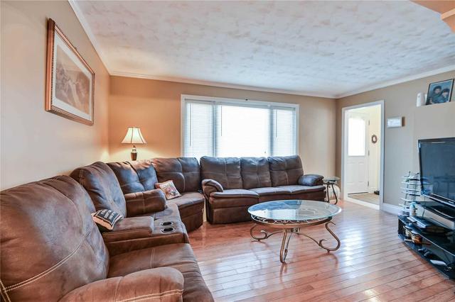 78 Mccaul St, House detached with 3 bedrooms, 2 bathrooms and 5 parking in Brampton ON | Image 25
