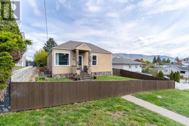 684 Pine Street, House detached with 3 bedrooms, 1 bathrooms and null parking in Kamloops BC | Card Image