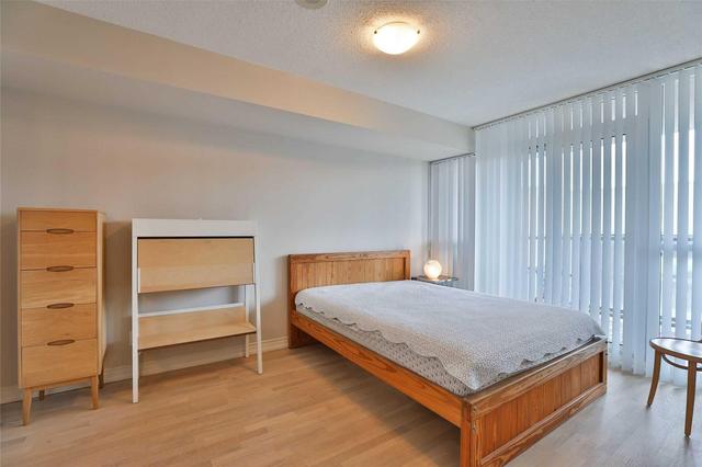 522 - 35 Hollywood Ave, Condo with 2 bedrooms, 2 bathrooms and 1 parking in Toronto ON | Image 15
