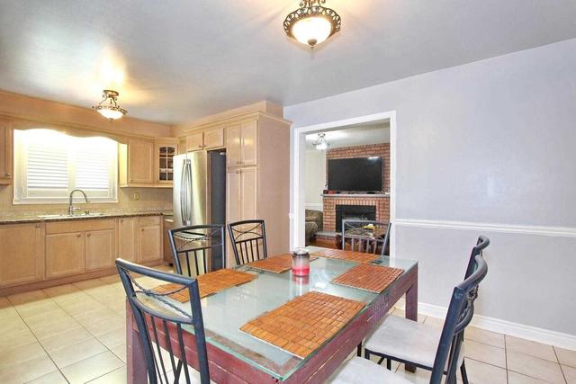 84 Sungold Crt, House detached with 4 bedrooms, 5 bathrooms and 8 parking in Vaughan ON | Image 14