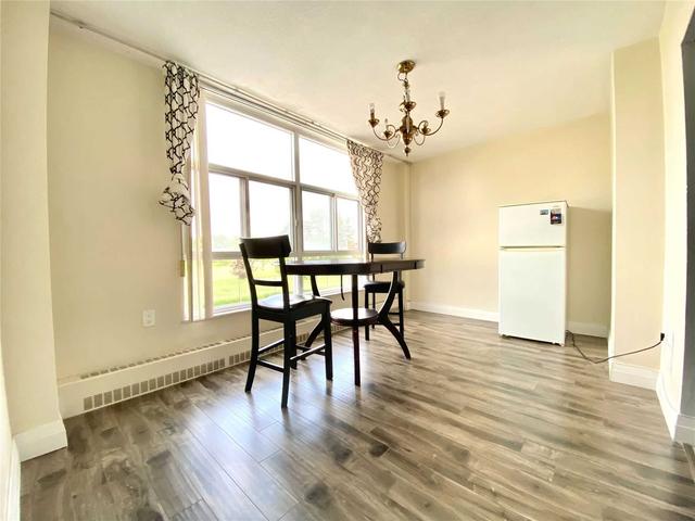 203 - 44 Longbourne Dr, Condo with 3 bedrooms, 2 bathrooms and 1 parking in Toronto ON | Image 23