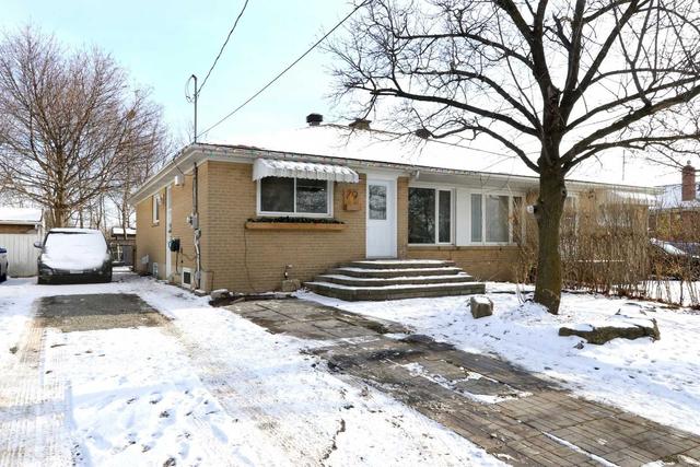 79 Sargent Rd, House semidetached with 3 bedrooms, 2 bathrooms and 4 parking in Halton Hills ON | Image 12