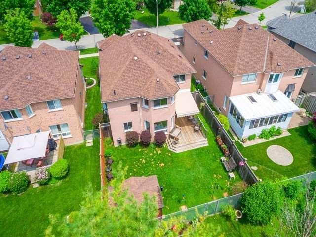 11 Annie Cres, House detached with 4 bedrooms, 3 bathrooms and 2 parking in Ajax ON | Image 18