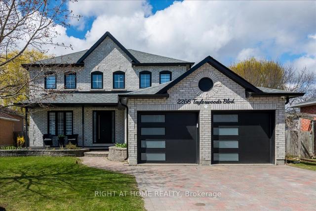 2266 Taylorwoods Blvd, House detached with 3 bedrooms, 4 bathrooms and 6 parking in Innisfil ON | Image 27