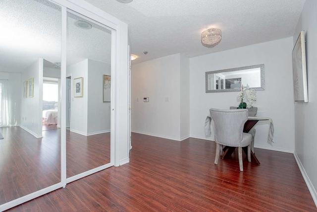 902 - 7 Concorde Pl, Condo with 2 bedrooms, 2 bathrooms and 2 parking in Toronto ON | Image 22