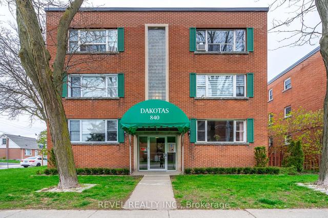 309 - 840 Concession St, Condo with 2 bedrooms, 1 bathrooms and 1 parking in Hamilton ON | Image 12