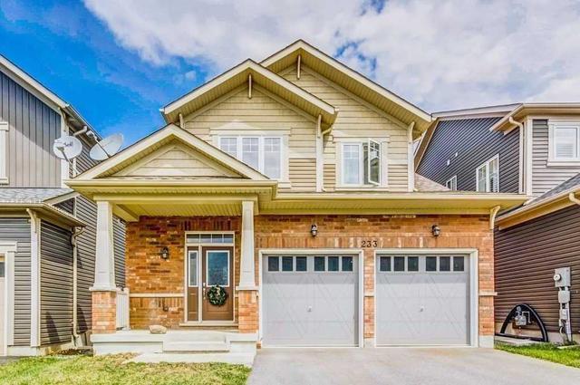 233 Blackwell Cres, House detached with 3 bedrooms, 4 bathrooms and 4 parking in Oshawa ON | Image 1