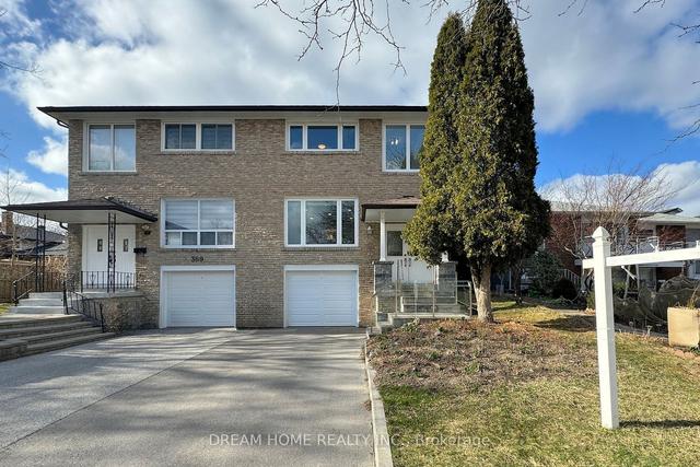 2 Topaz Gate, House semidetached with 3 bedrooms, 3 bathrooms and 3 parking in Toronto ON | Image 1