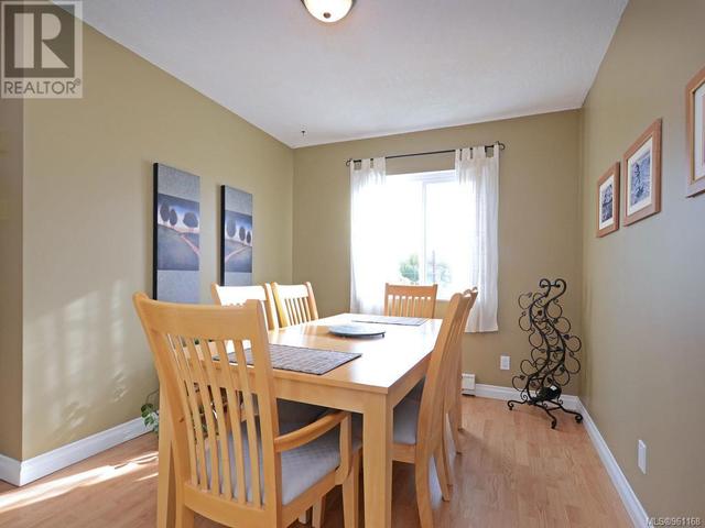 102 - 940 Inverness Rd, Condo with 2 bedrooms, 2 bathrooms and 1 parking in Saanich BC | Image 7