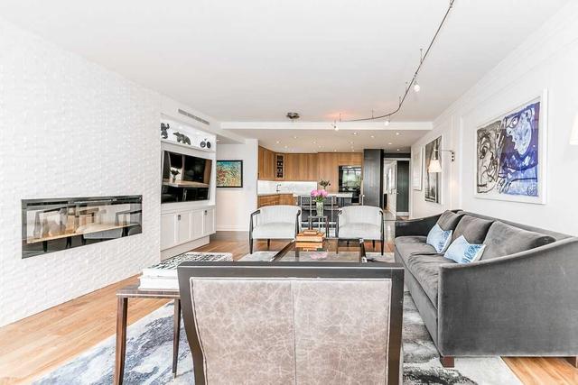 511 - 1177 Yonge St, Condo with 2 bedrooms, 2 bathrooms and 2 parking in Toronto ON | Image 9