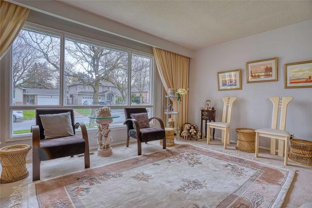 42 Thicketwood Blvd, House detached with 3 bedrooms, 3 bathrooms and 6 parking in Whitchurch Stouffville ON | Image 37