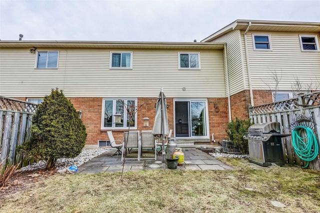 1477 Major Oaks Rd E, House attached with 3 bedrooms, 3 bathrooms and 3 parking in Pickering ON | Image 17