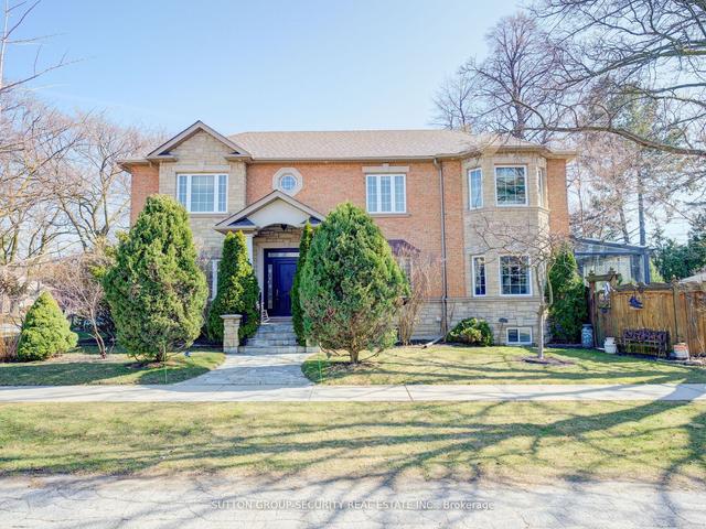53 Yorkview Dr, House detached with 4 bedrooms, 4 bathrooms and 4 parking in Toronto ON | Image 12