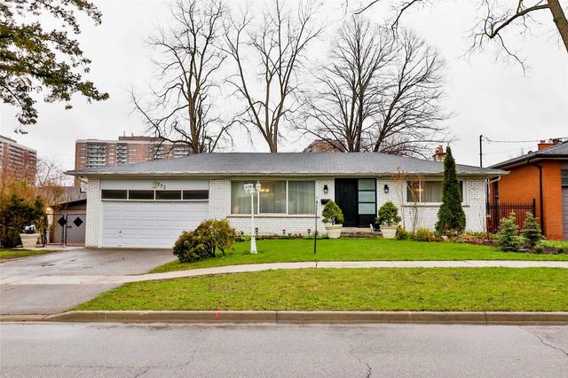 223 Edenbridge Dr, House detached with 3 bedrooms, 3 bathrooms and 6 parking in Toronto ON | Card Image
