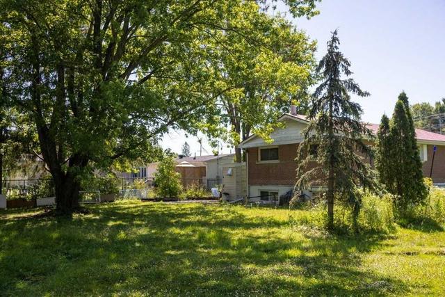 3590 Princess St, House detached with 3 bedrooms, 2 bathrooms and 6 parking in Kingston ON | Image 26