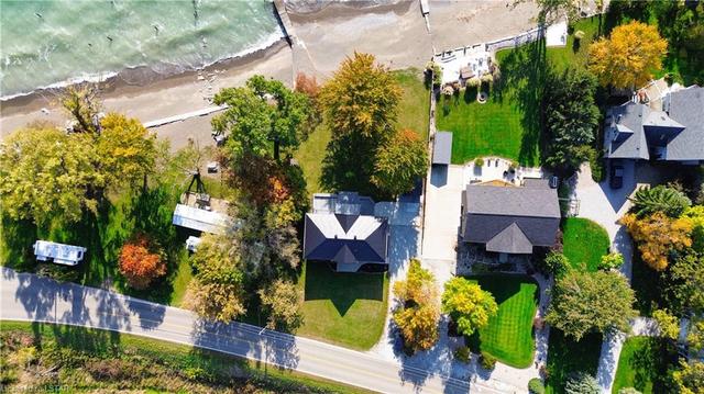 18574 Erie Shore Drive, House detached with 3 bedrooms, 2 bathrooms and 4 parking in Chatham Kent ON | Image 11