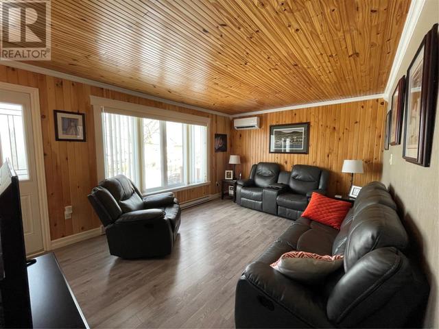 242 Main Street, House detached with 4 bedrooms, 2 bathrooms and null parking in Winterton NL | Image 7
