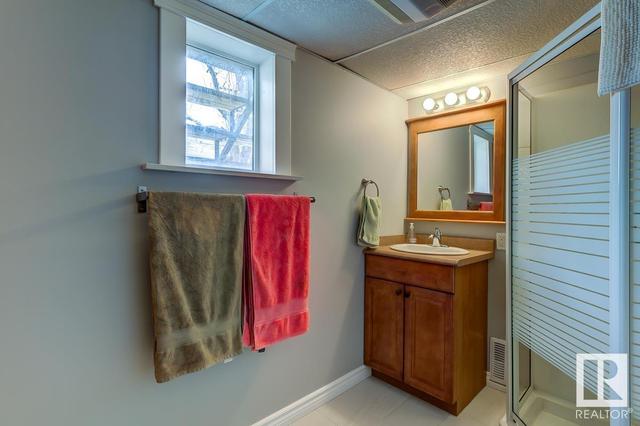 11441 84 St Nw, House detached with 3 bedrooms, 2 bathrooms and null parking in Edmonton AB | Image 34