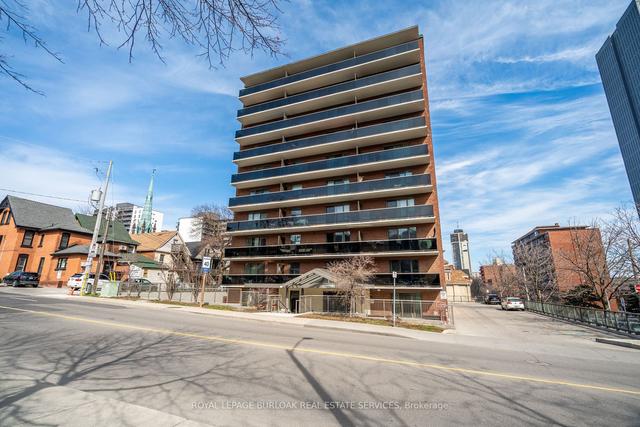 601 - 81 Charlton Ave E, Condo with 2 bedrooms, 1 bathrooms and 1 parking in Hamilton ON | Image 1