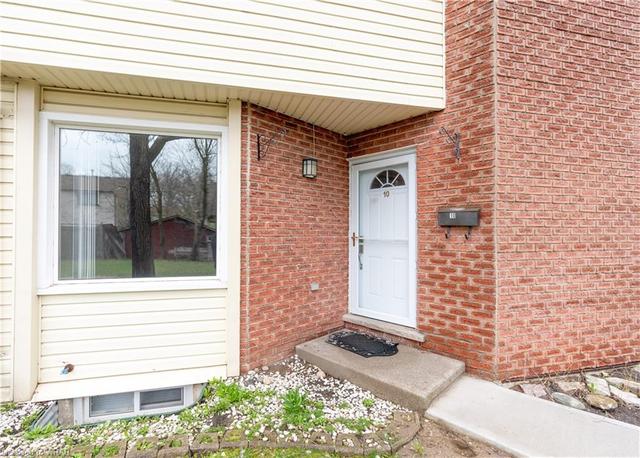 10 - 203 Fairway Road N, House attached with 3 bedrooms, 1 bathrooms and 1 parking in Kitchener ON | Image 23