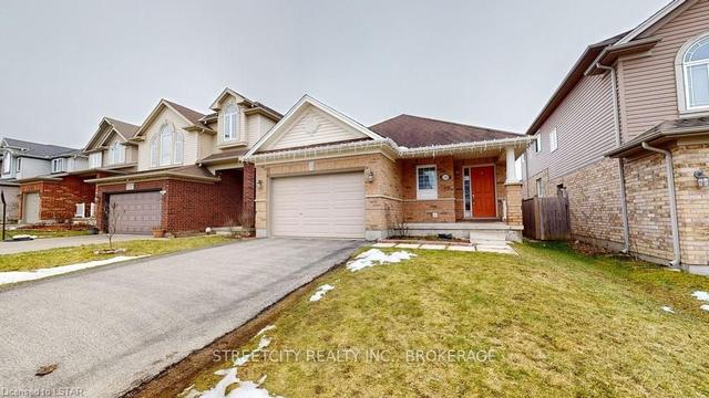 1205 North Wenige Dr, House detached with 2 bedrooms, 3 bathrooms and 3 parking in London ON | Image 12